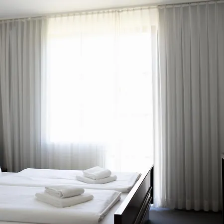 ホテル Schmoeckwitz