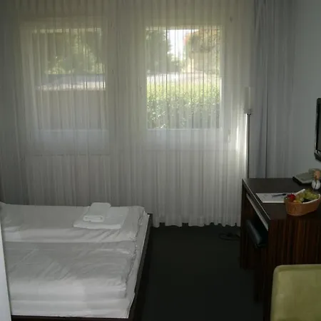 Schmoeckwitz ホテル 3*