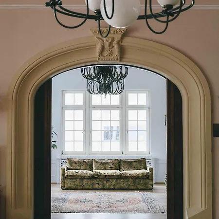 Schmoeckwitz 3* برلين