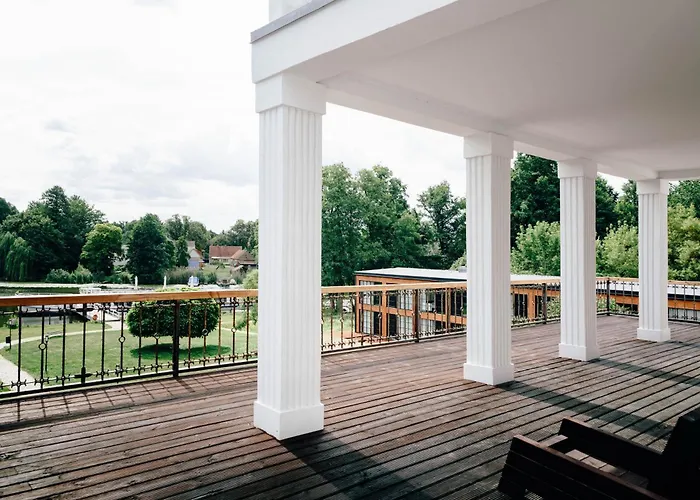 Schmoeckwitz 3* Berlin