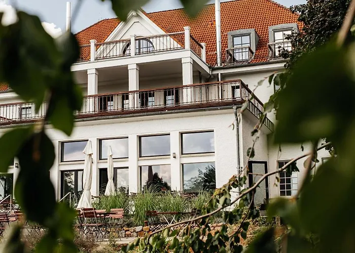 Schmoeckwitz Otel 3*