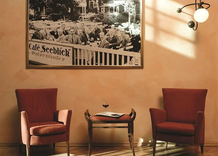 Schmoeckwitz Otel 3*